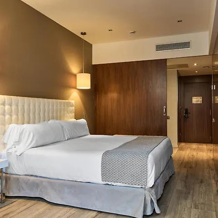 Otel Catalonia Ramblas 4* Sup