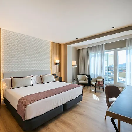 Otel Catalonia Ramblas 4* Sup Barselona