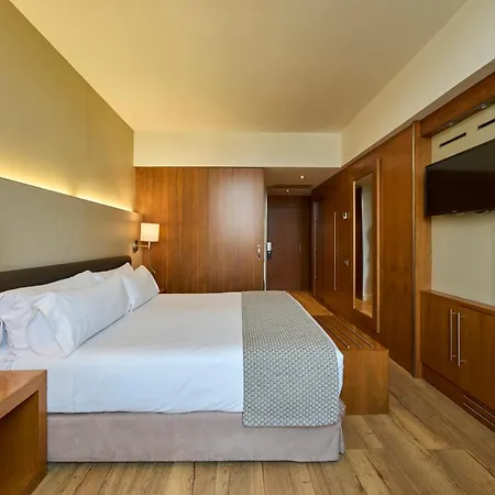 ホテル カタロニア ランブラス 4* Sup