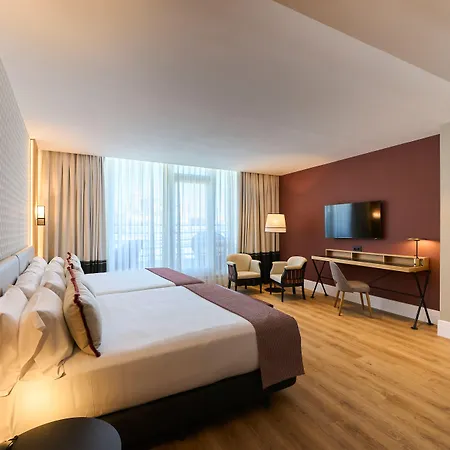 Hotell Catalonia Ramblas 4* Sup 4*