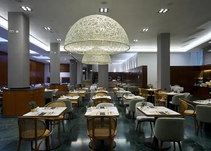 Hotel Catalonia Ramblas 4* Sup 4*