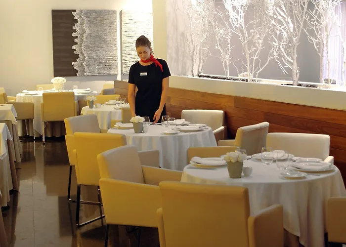 Hotel Catalonia Ramblas 4* Sup 4*